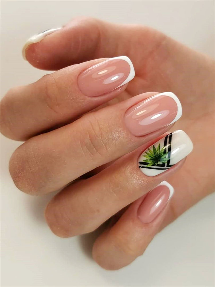 french nail designs ideas, include glitter nails, short nails, and long nails designs and more. If you want to manicure, you can browse our website from time to time. #frenchtipnails #frenchnails #nailart