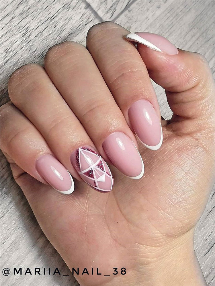 french nail designs ideas, include glitter nails, short nails, and long nails designs and more. If you want to manicure, you can browse our website from time to time. #frenchtipnails #frenchnails #nailart