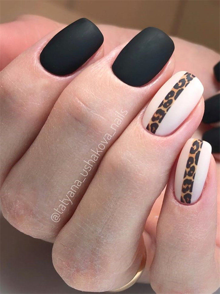 Black nail art has become one of the hottest looks in nails. We have found 40 edgy black nails designs ideas include french nails, square, round. Balck nail would be perfect for a any occasion.  #blacknails #nailart #nails