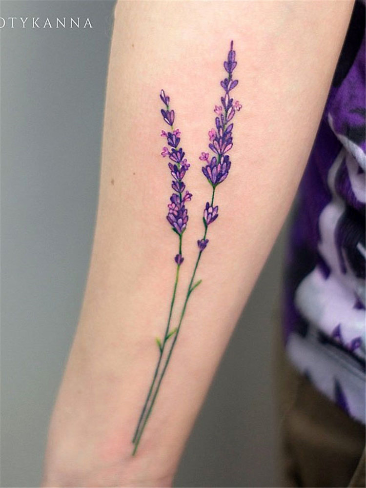 Simple lavender tattoo design ideas on arm, ankle, ribs and and more. If you want to creat lavender tattoo, you can browse our website from time to time. #tattooideas #flowertattoos #lavendertattoo