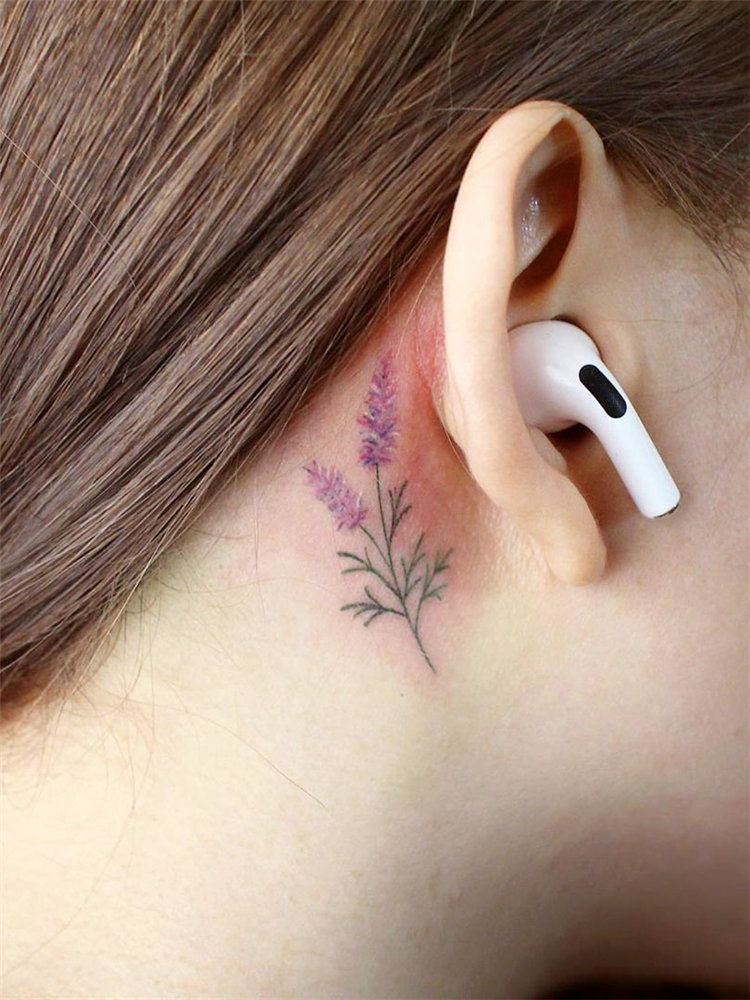 Simple lavender tattoo design ideas on arm, ankle, ribs and and more. If you want to creat lavender tattoo, you can browse our website from time to time. #tattooideas #flowertattoos #lavendertattoo